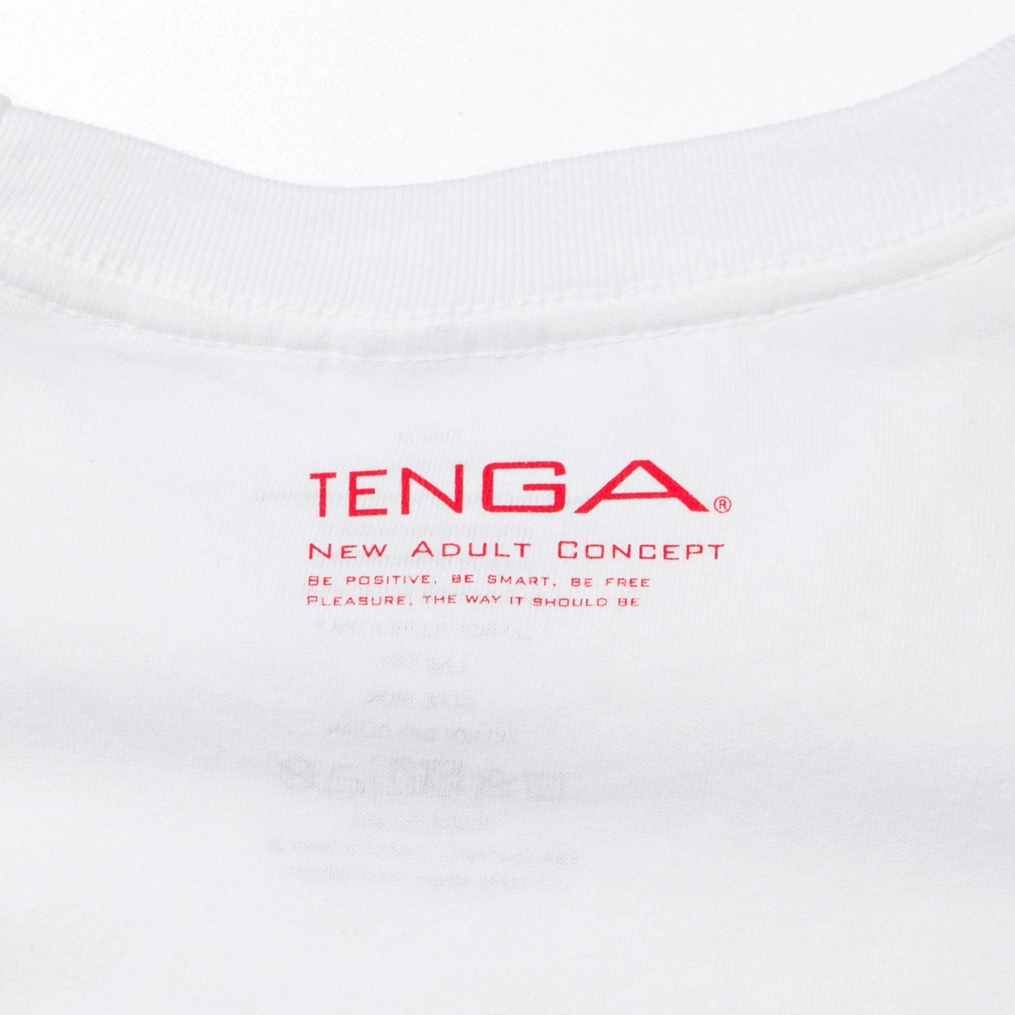 Playing with TENGA T-SHIRT White x Yellow - Image 5
